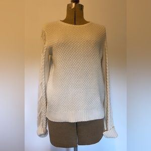 Amazing Ralph Lauren cable knit sweater women’s size Large ivory knit sweater